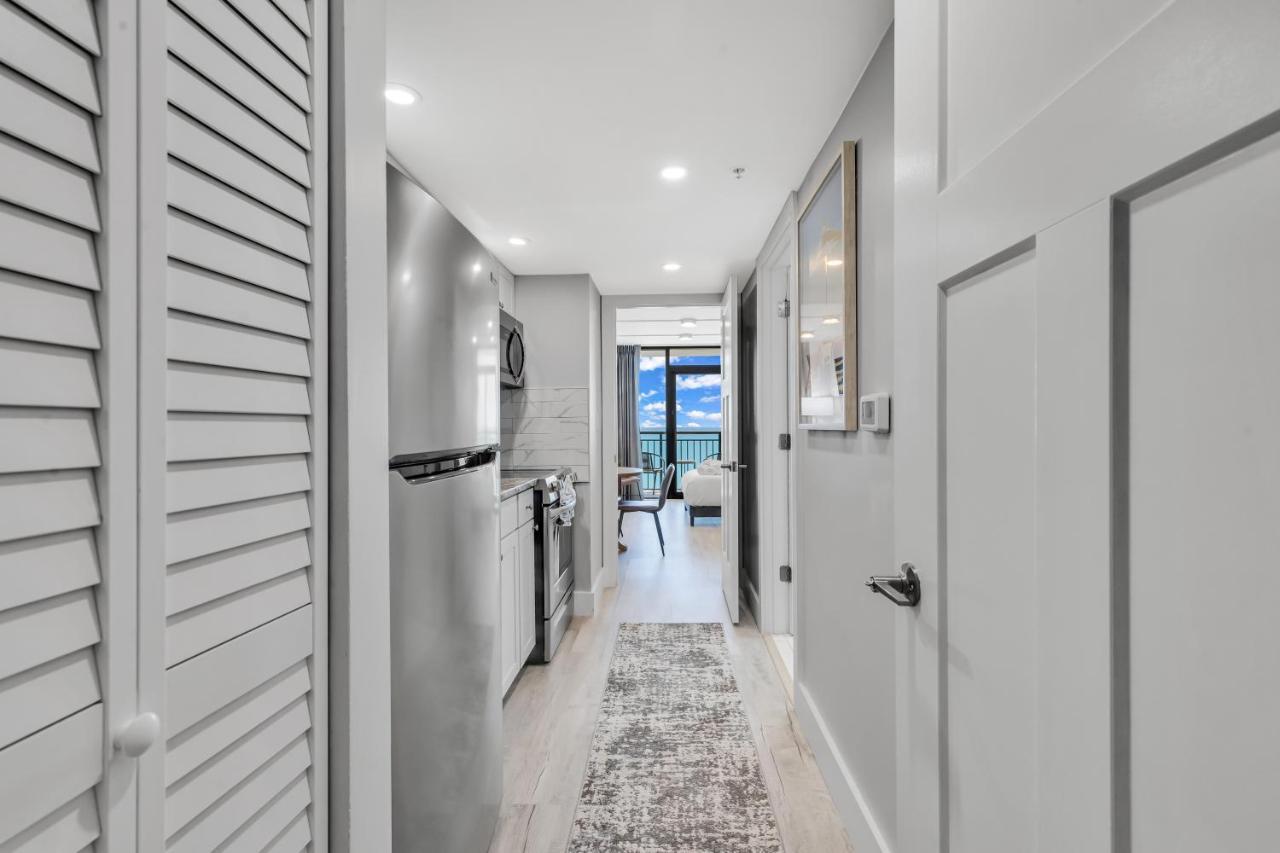 מירטל ביץ' Breakers Tower 1Br Oceanfront Condo מראה חיצוני תמונה
